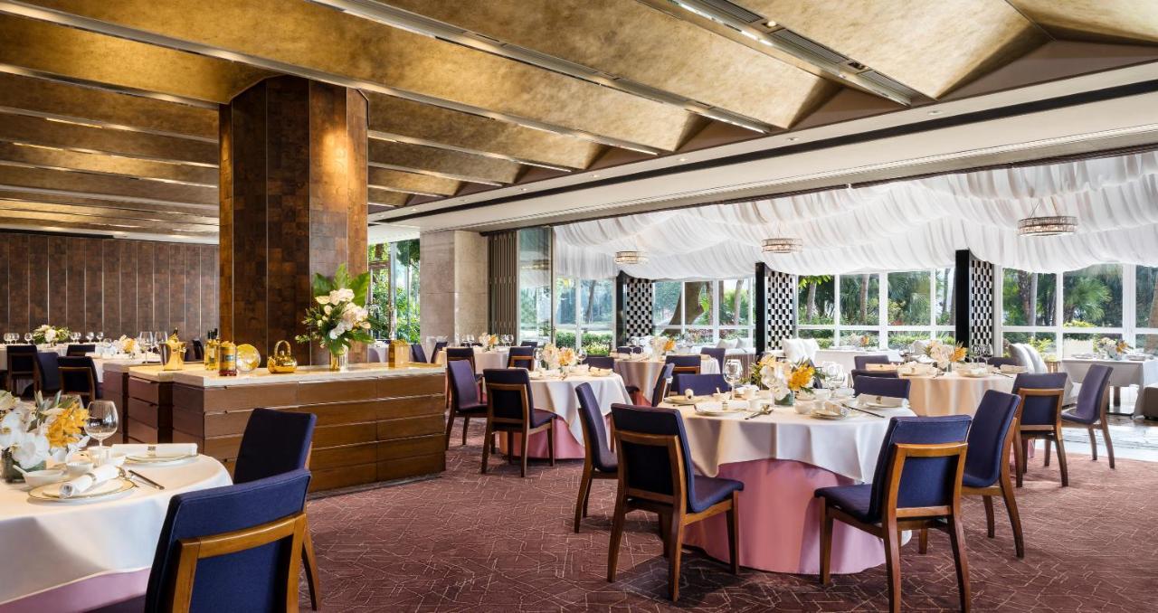 Hong Kong Gold Coast Hotel Εξωτερικό φωτογραφία The interior of the restaurant